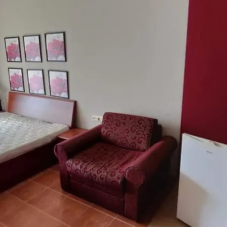 Gl - Studio Apartment
